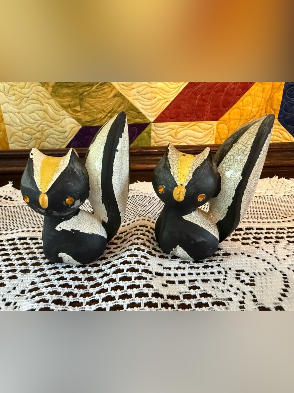 MCM Ceramic Skunk Salt & Pepper Shakers napco Jewel Eyes Crackle Glaze
